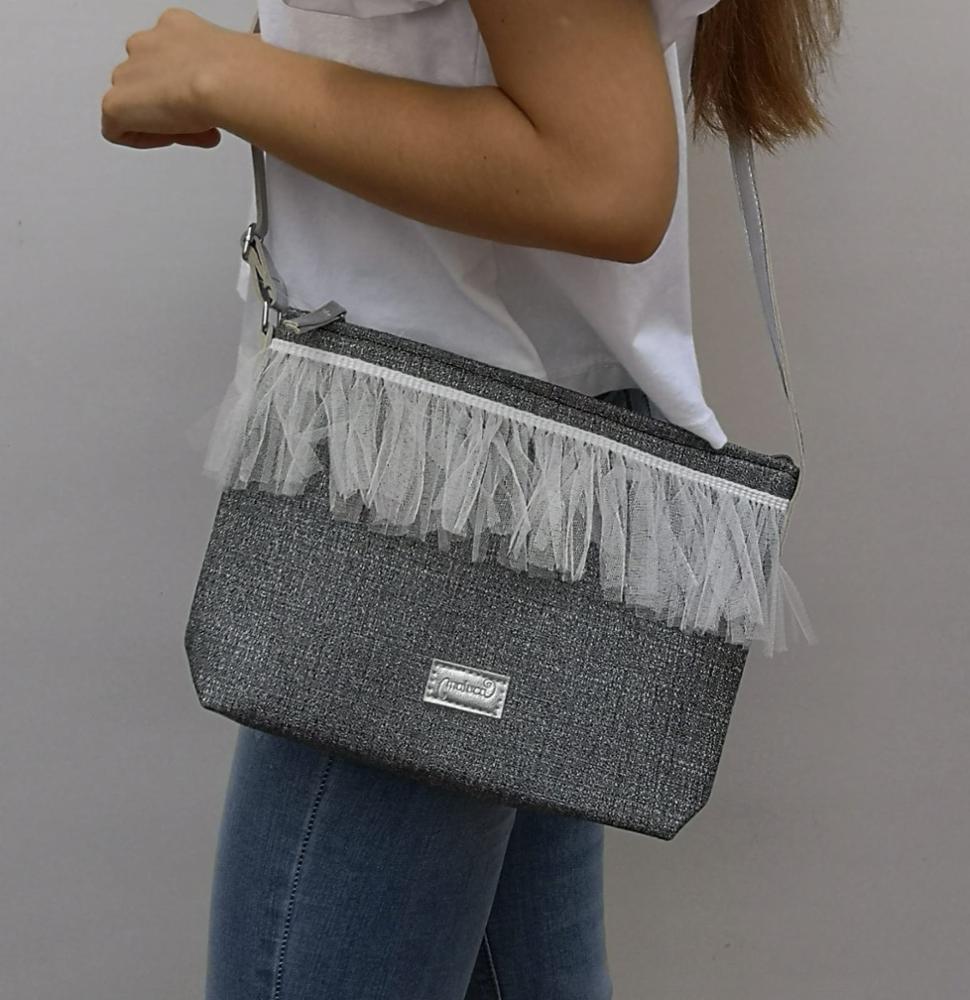 BOLSO CON TUL BLANCO